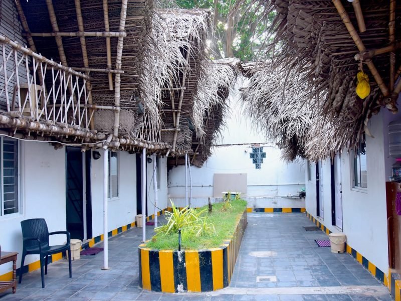 Paradise Beach Hut house