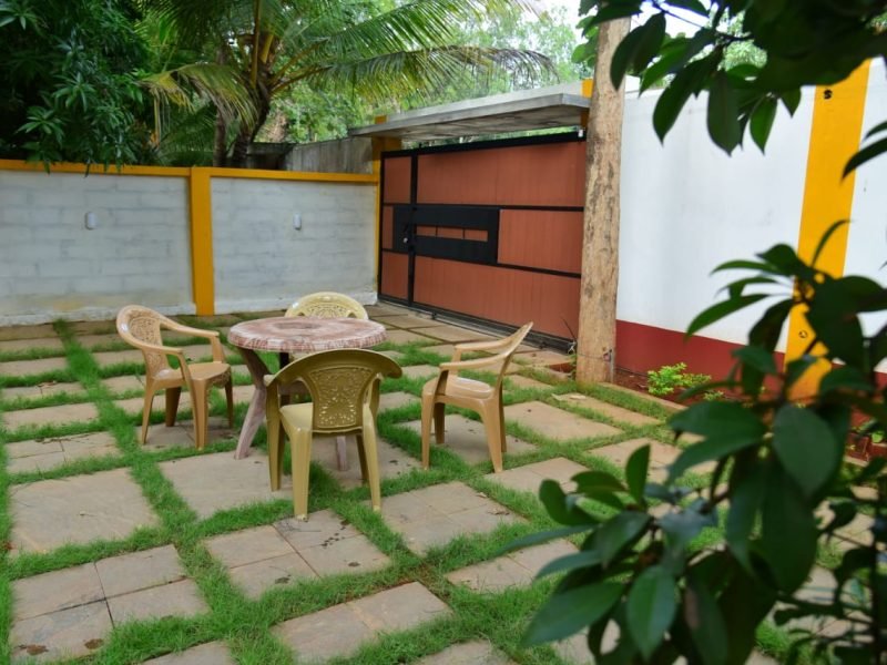 Paradise Yellow villa