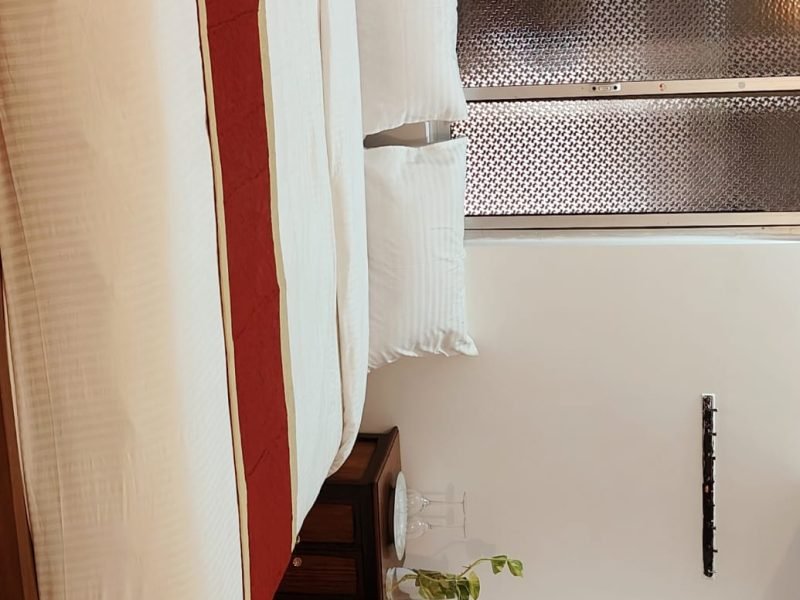 Paradise Whitetown Home stay